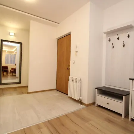 Apartment Centar Sa Sigurnim Parkingom